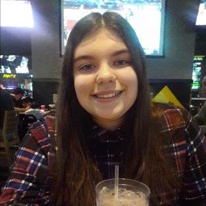 Meet your Posher, Abi